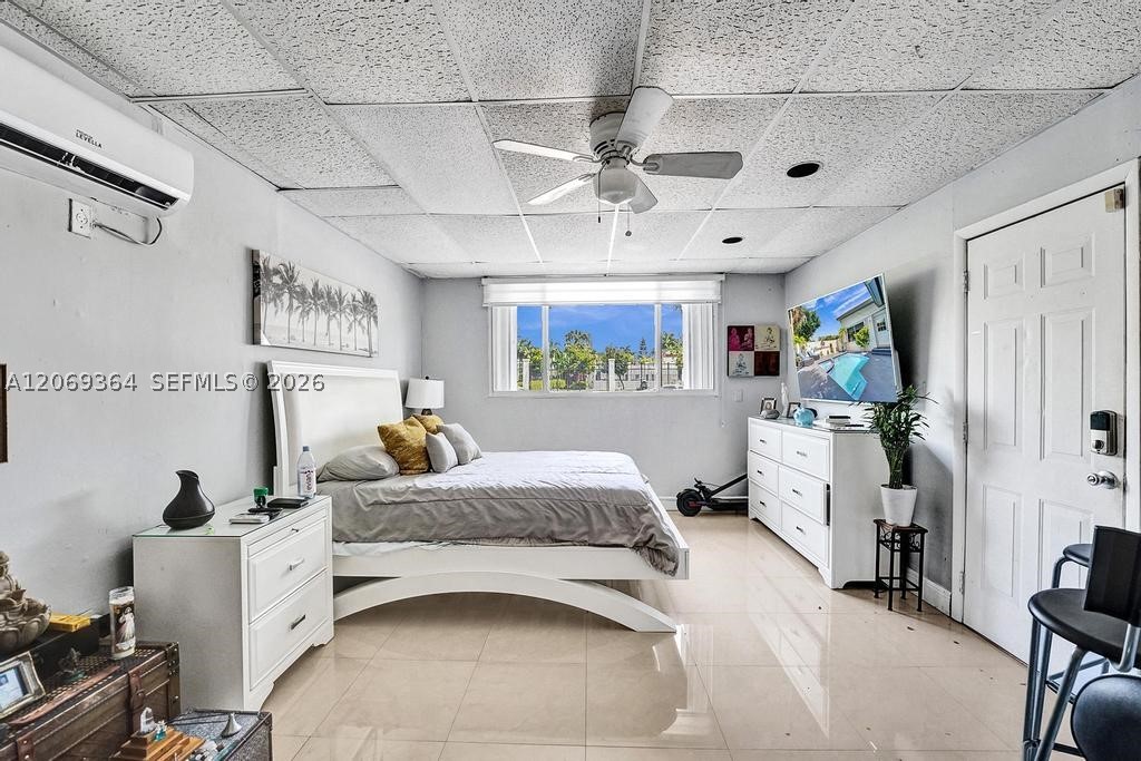 1750 71st St Miami Beach, FL 33141
