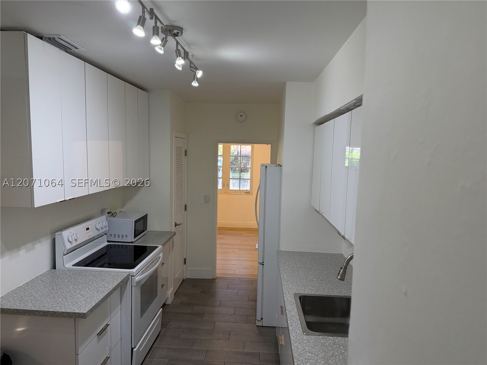 1700 Cortez St Coral Gables, FL 33134