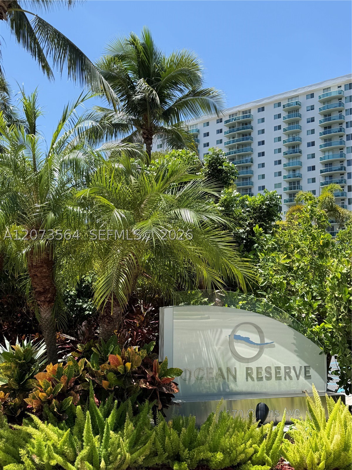 19370 Collins Ave #1120