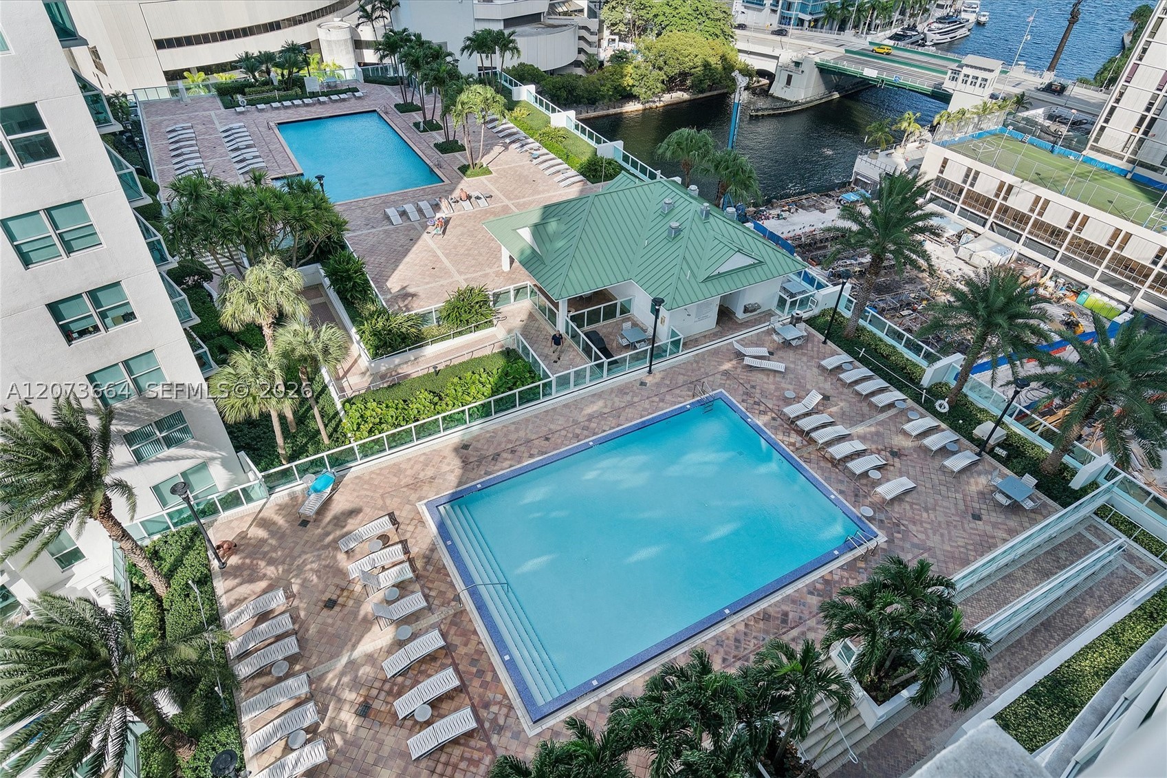 image Brickell on the River South16