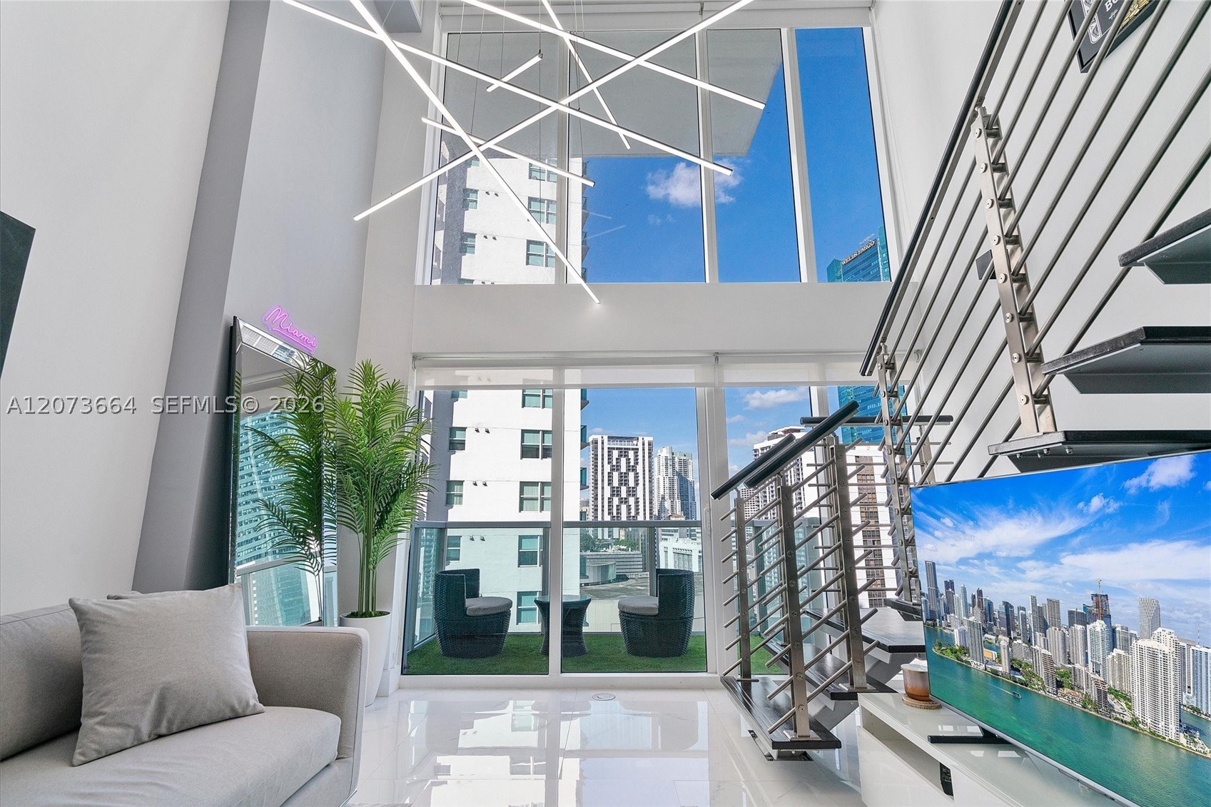 image Brickell on the River South2