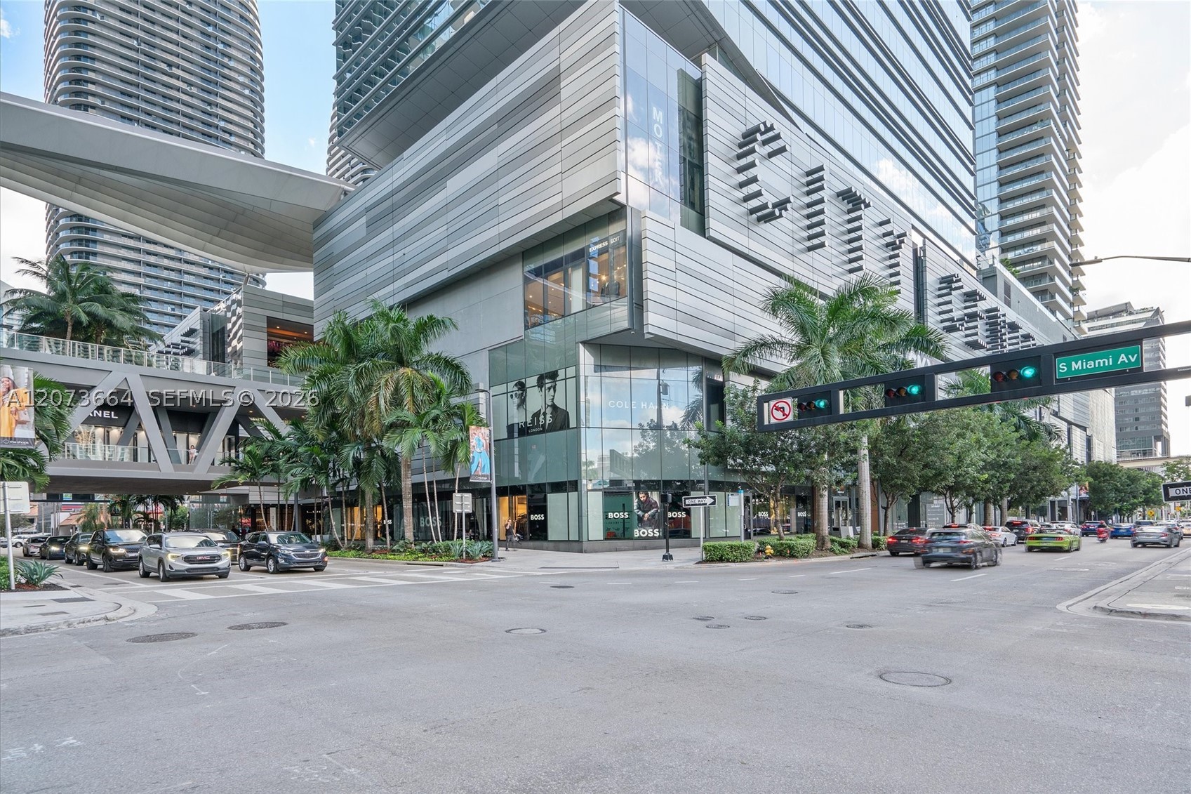 image Brickell on the River South39