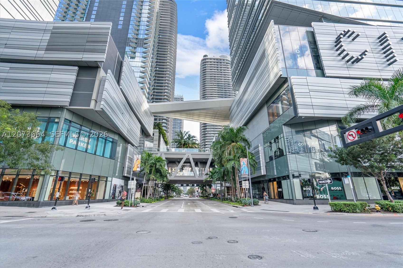 image Brickell on the River South40