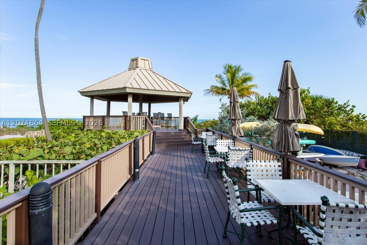 image Towers of Key Biscayne10