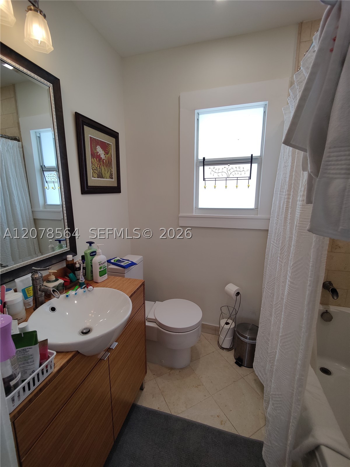1823 S Bayshore Ln Miami, FL 33133