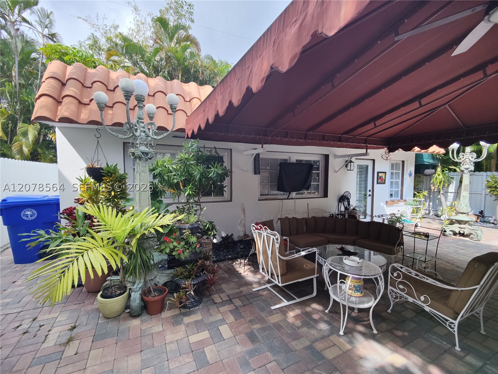 1823 S Bayshore Ln Miami, FL 33133