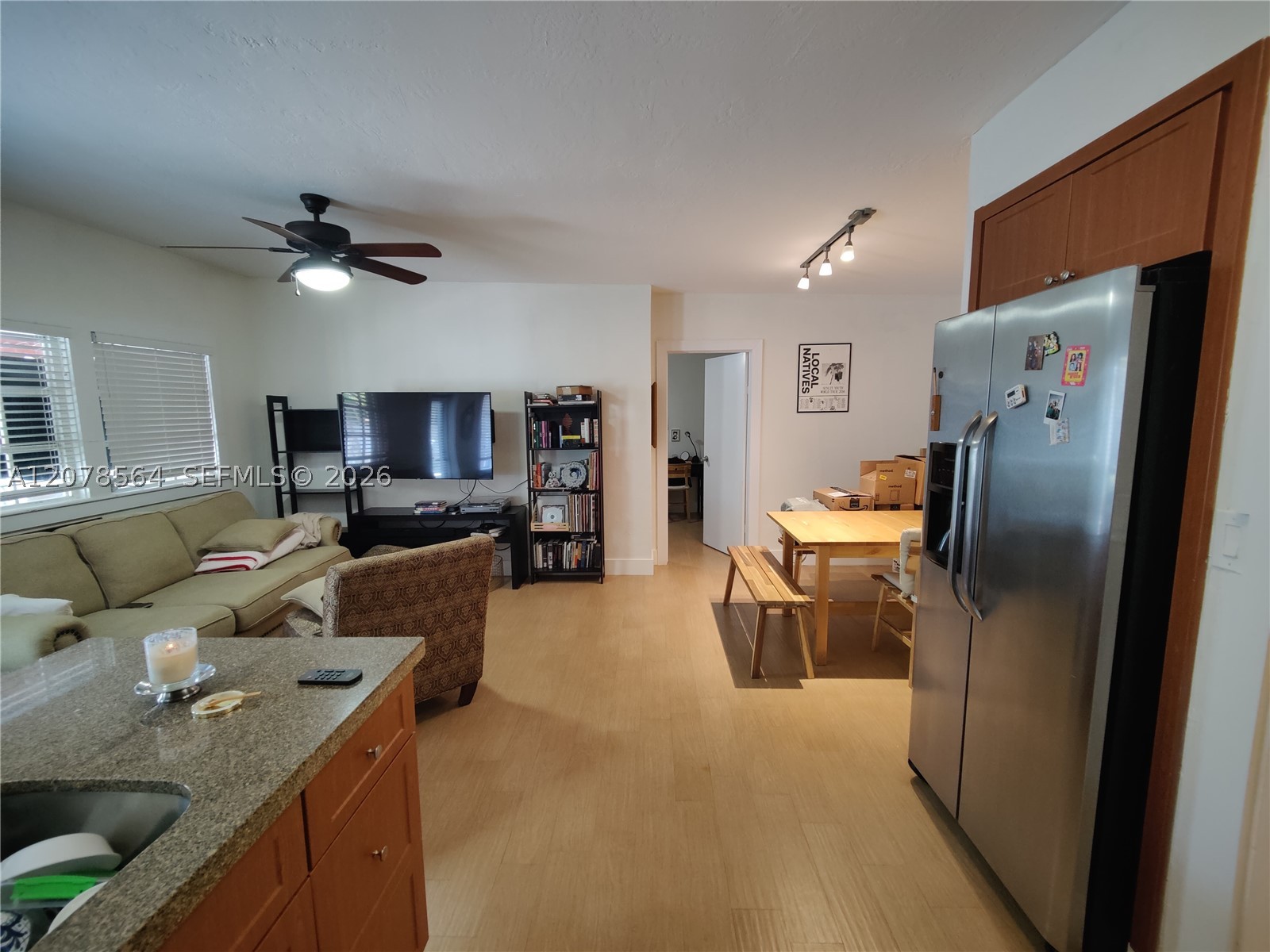 1823 S Bayshore Ln Miami, FL 33133