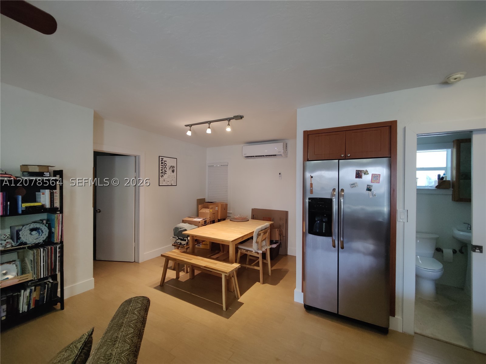 1823 S Bayshore Ln Miami, FL 33133