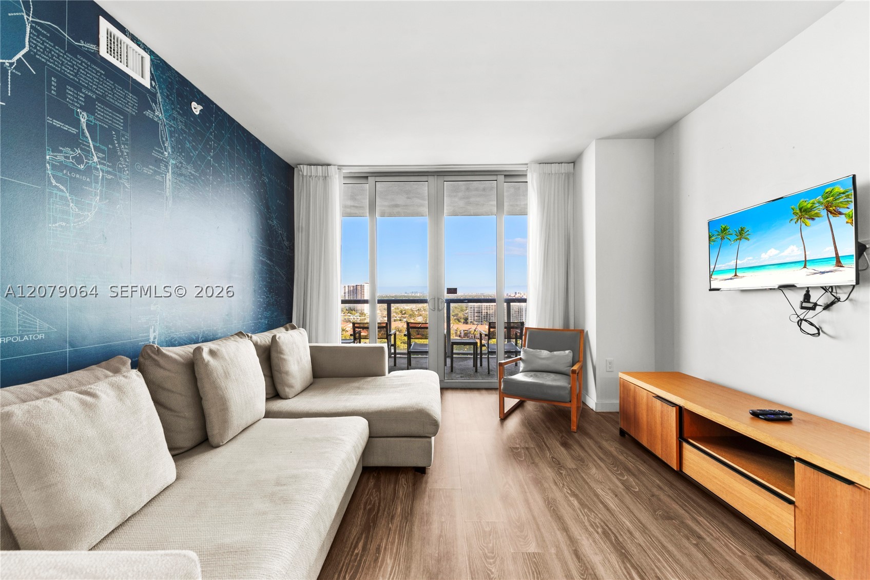 image Beachwalk Condominium4