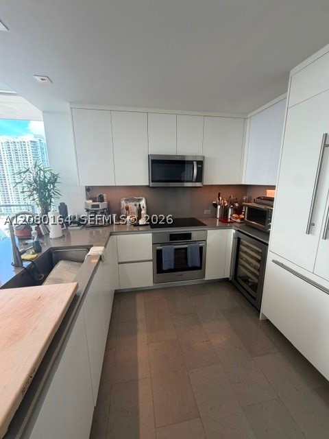 68 SE 6th St #1912 Miami, FL 33131
