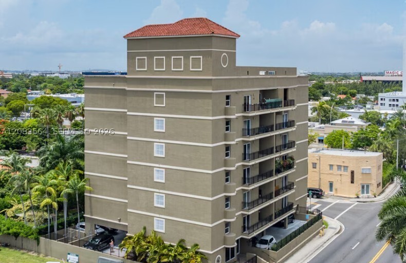 120 SW 37th Ave #501