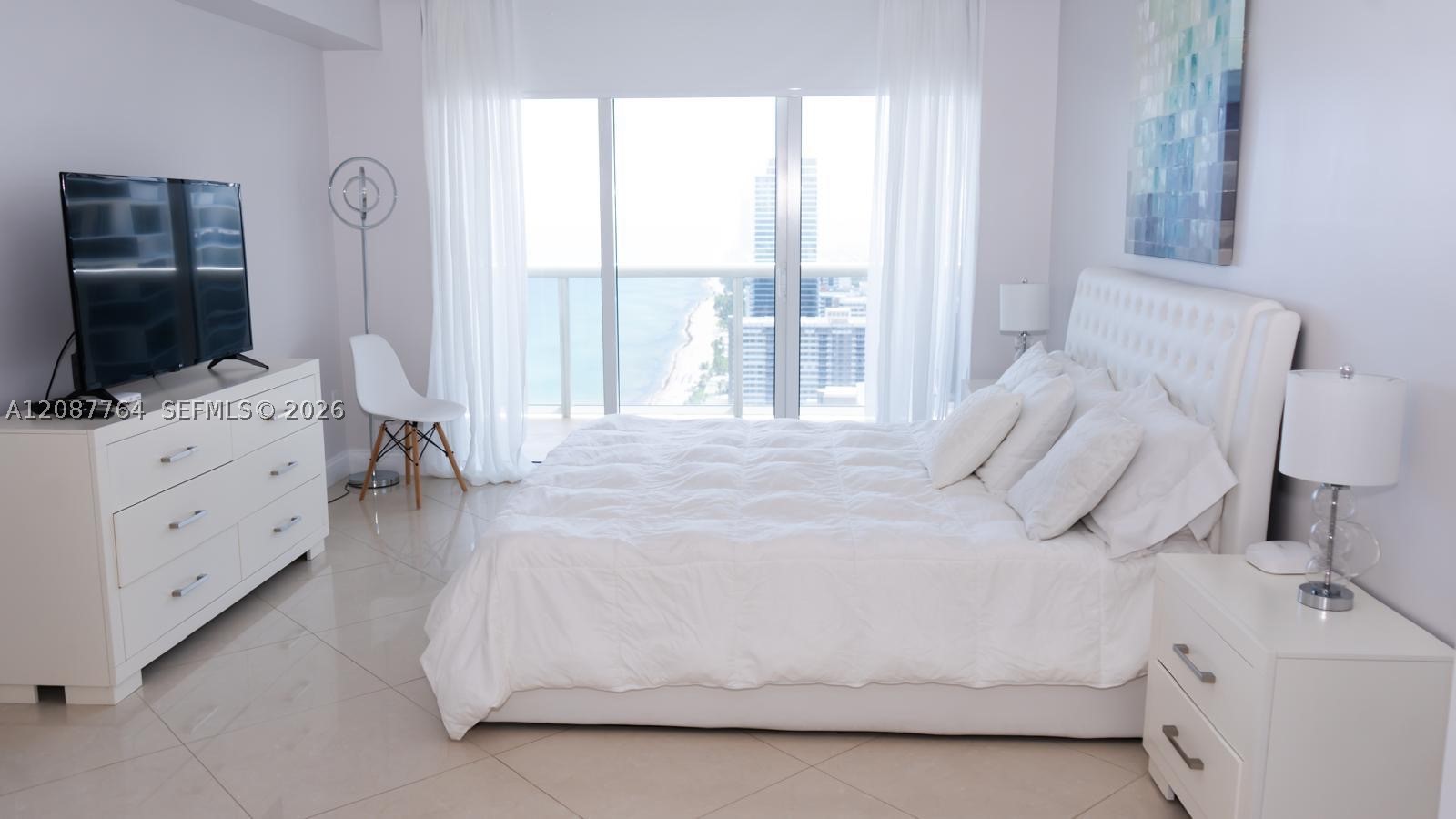 image Beach Club 210