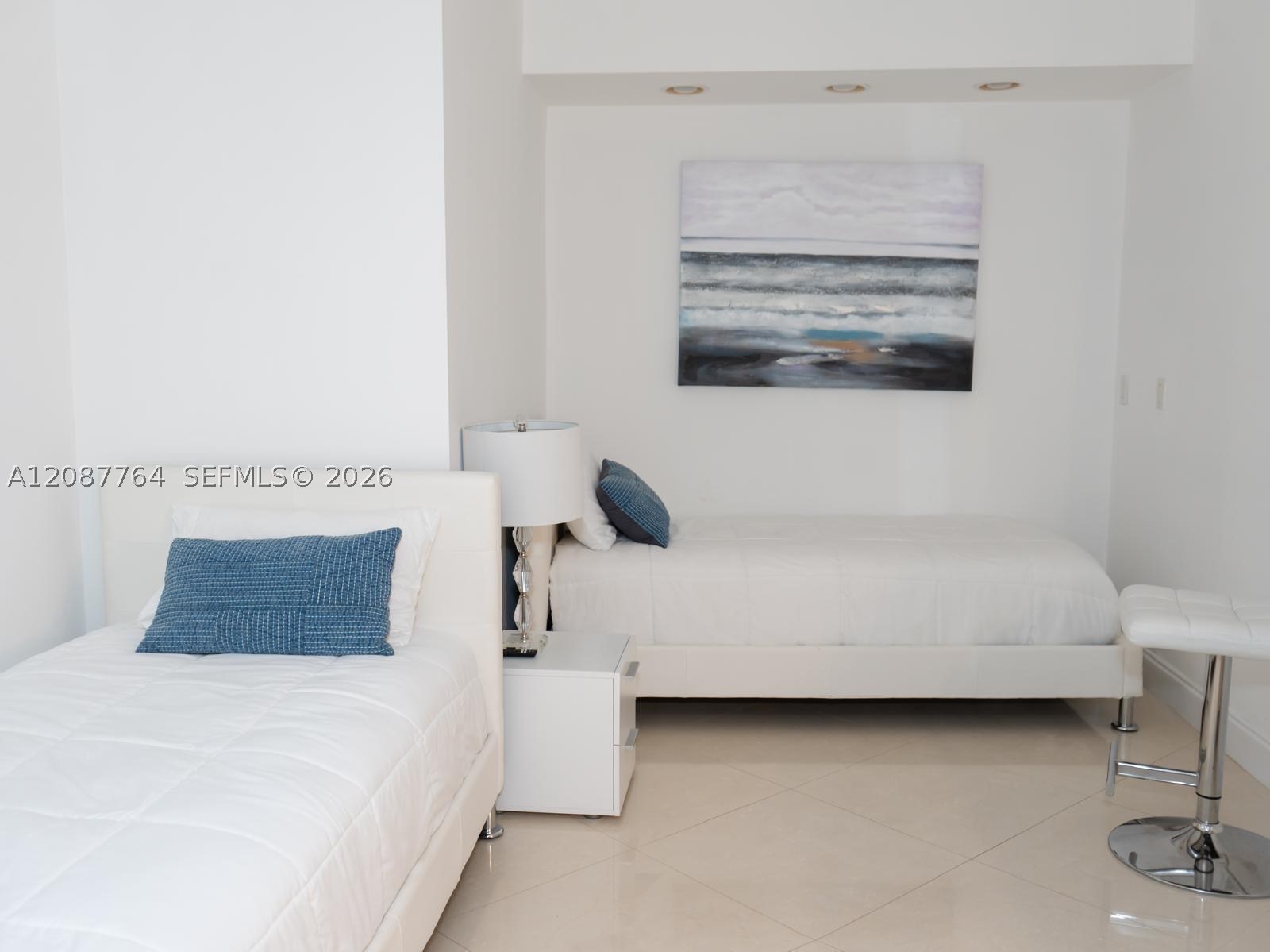 image Beach Club 215