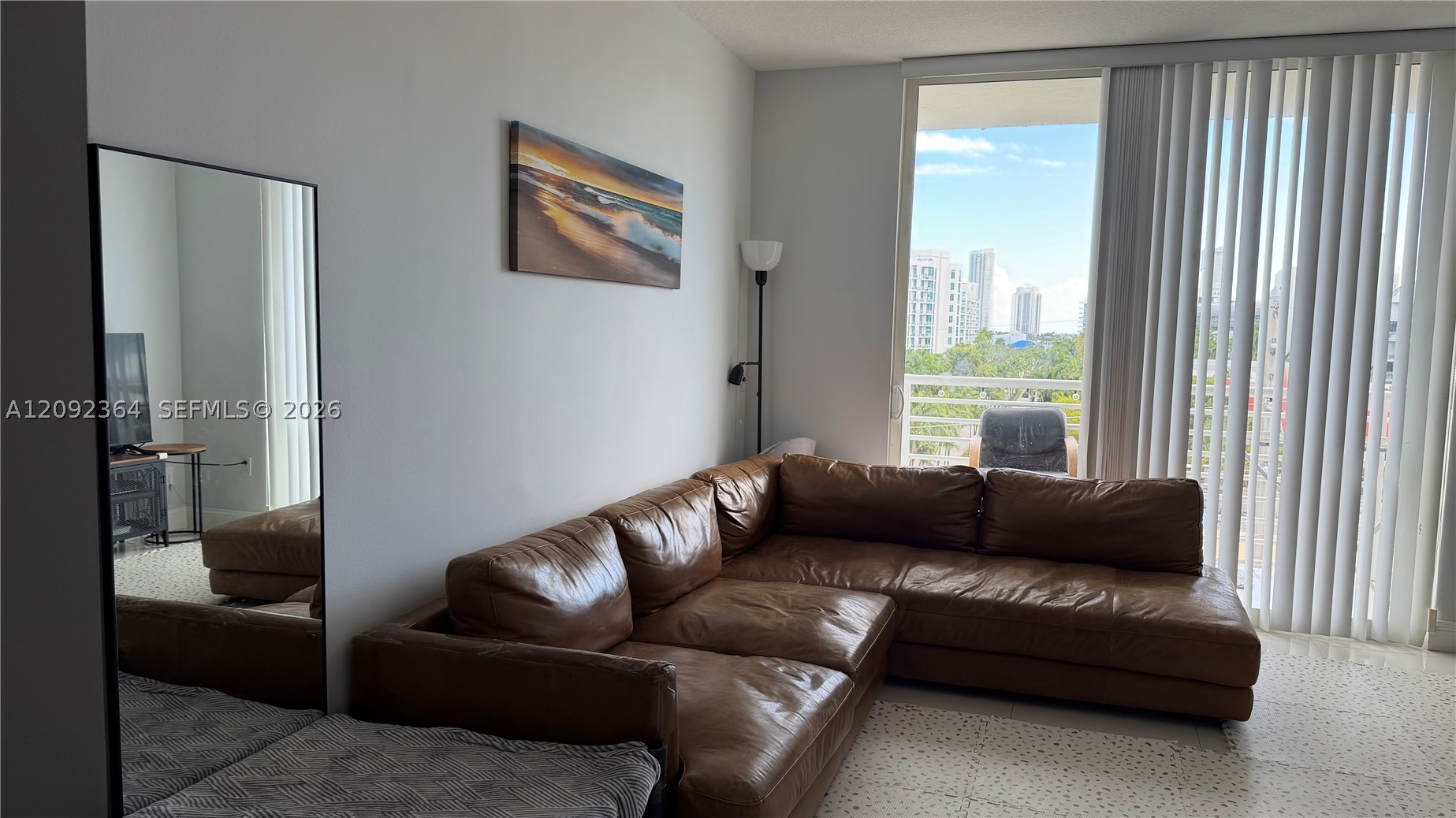 image The Venture at Aventura6