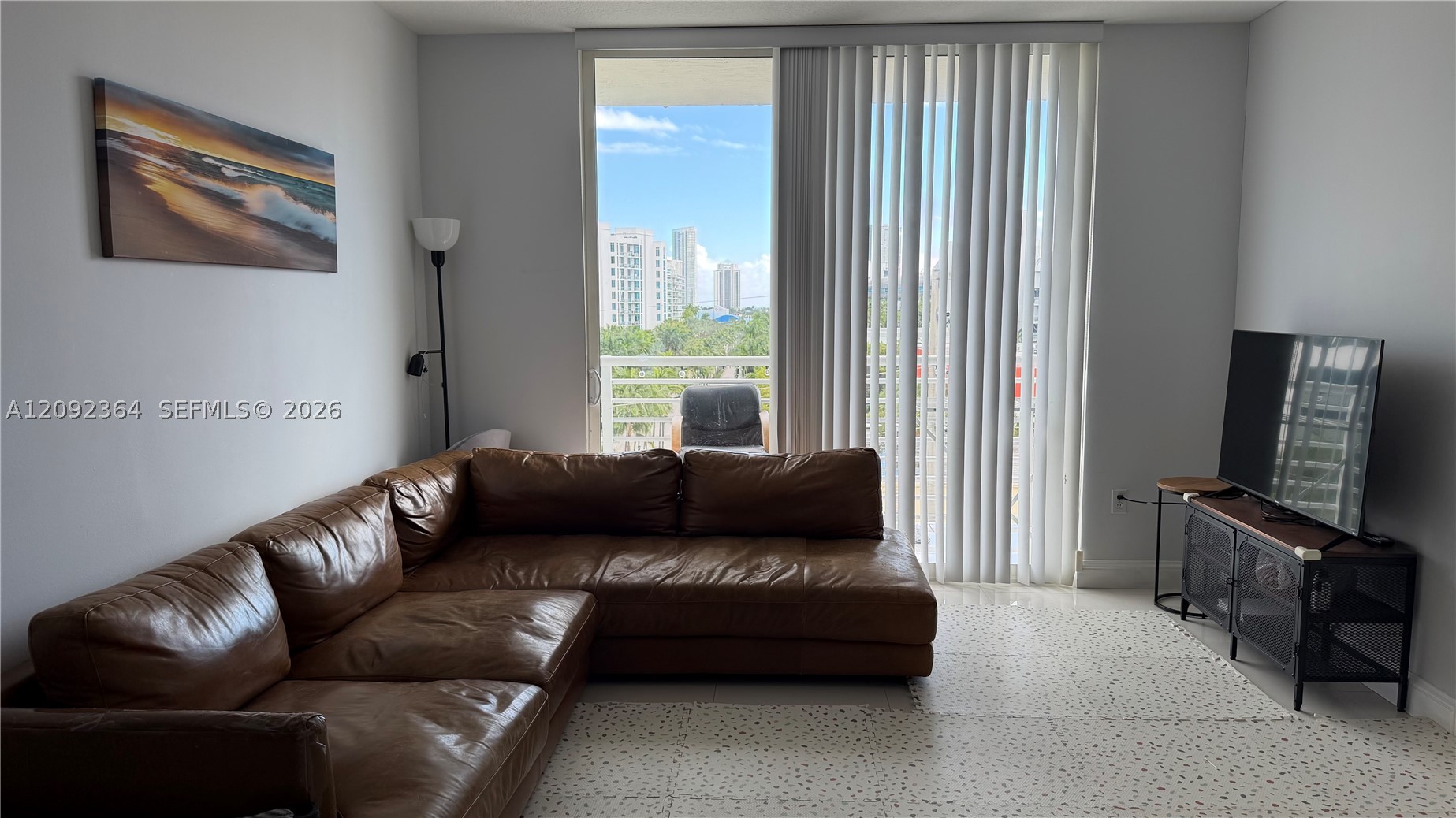 image The Venture at Aventura7