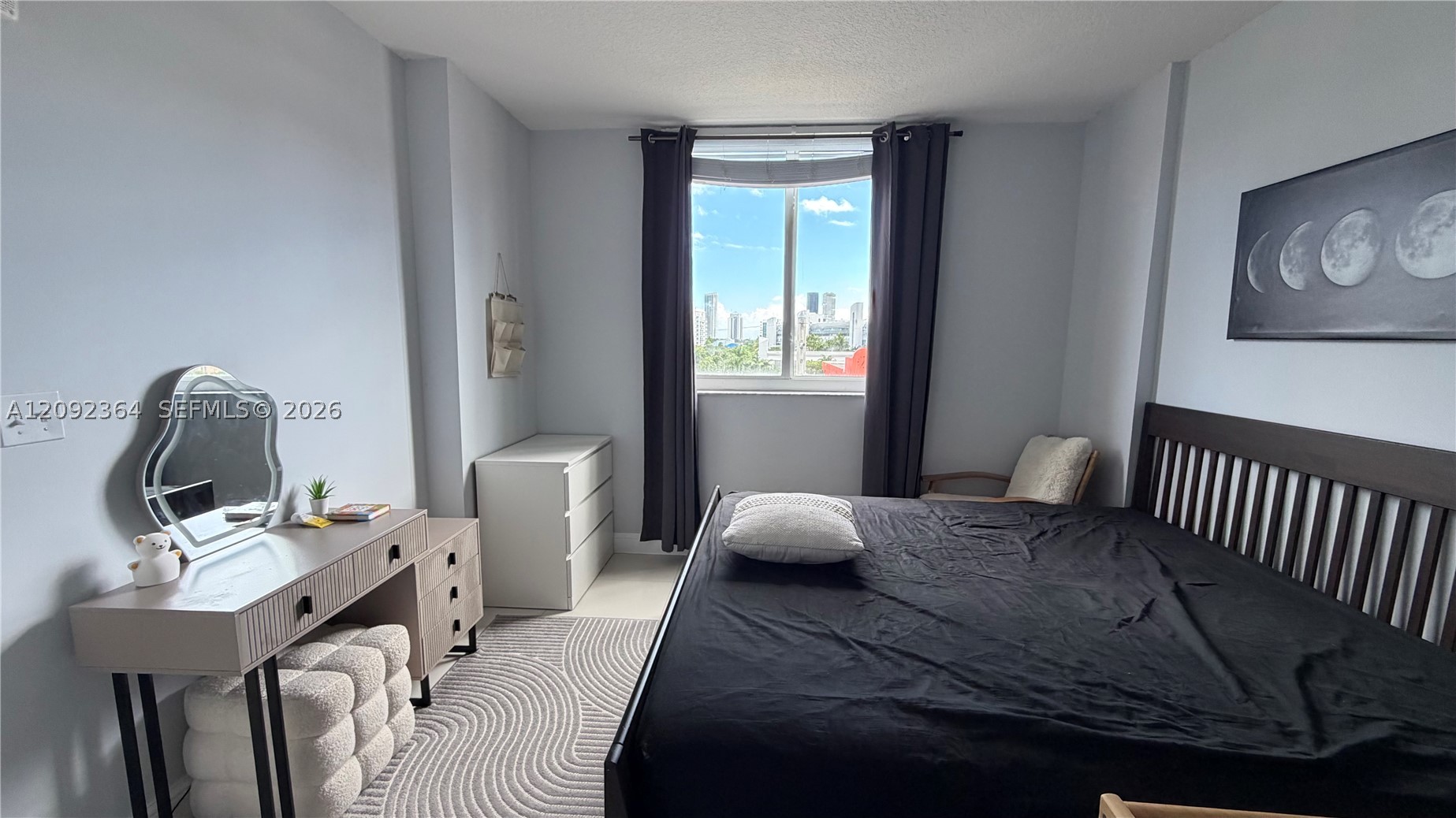 image The Venture at Aventura8