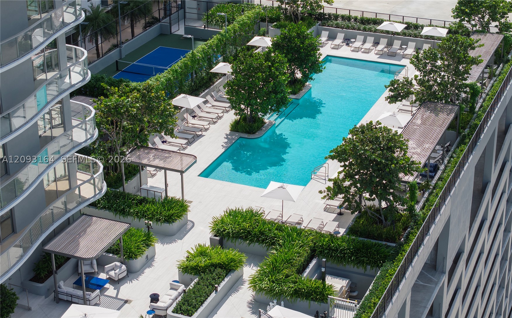 1400 Biscayne Blvd #PH-5302 Miami, FL 33132