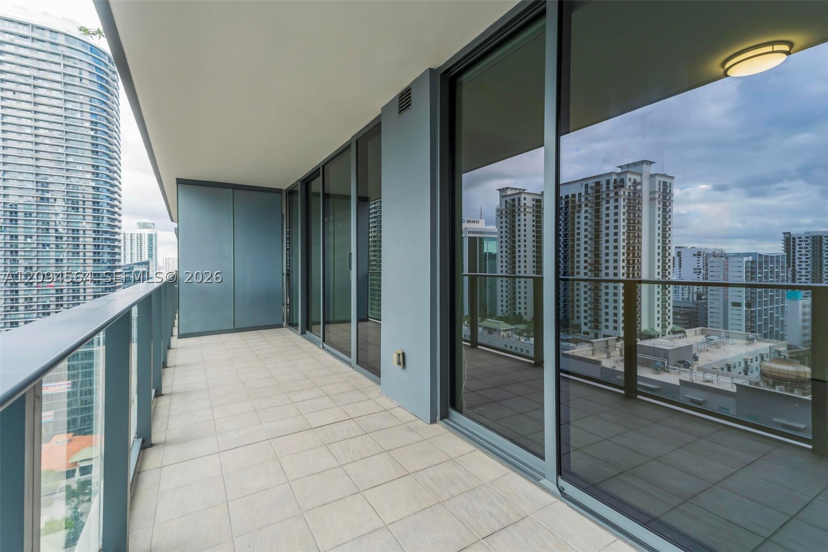 image Brickell Flatiron21