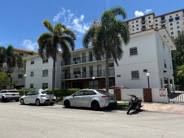 318 Majorca Ave #104