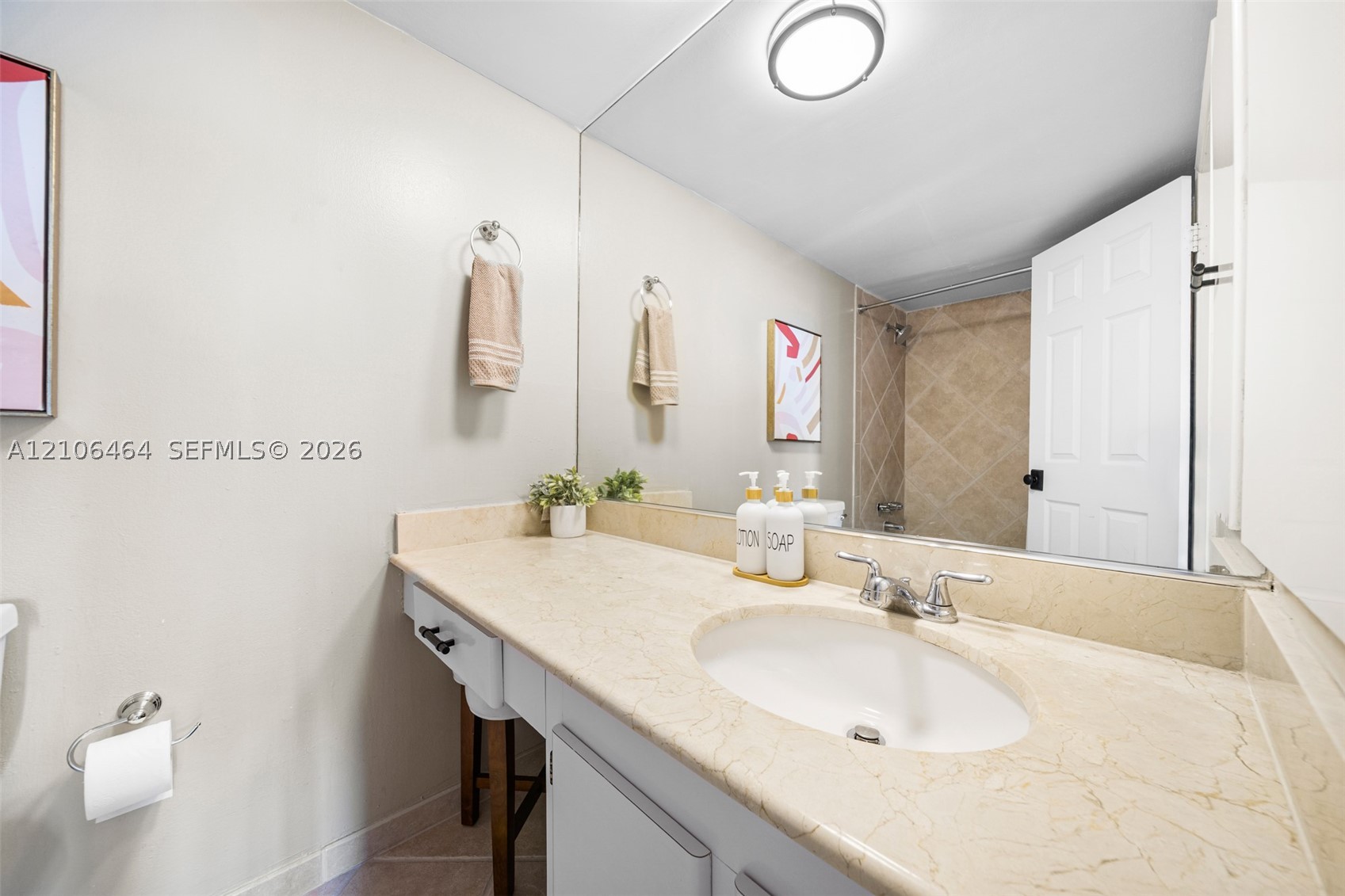 6770 Indian Crk Dr #8E Miami Beach, FL 33141