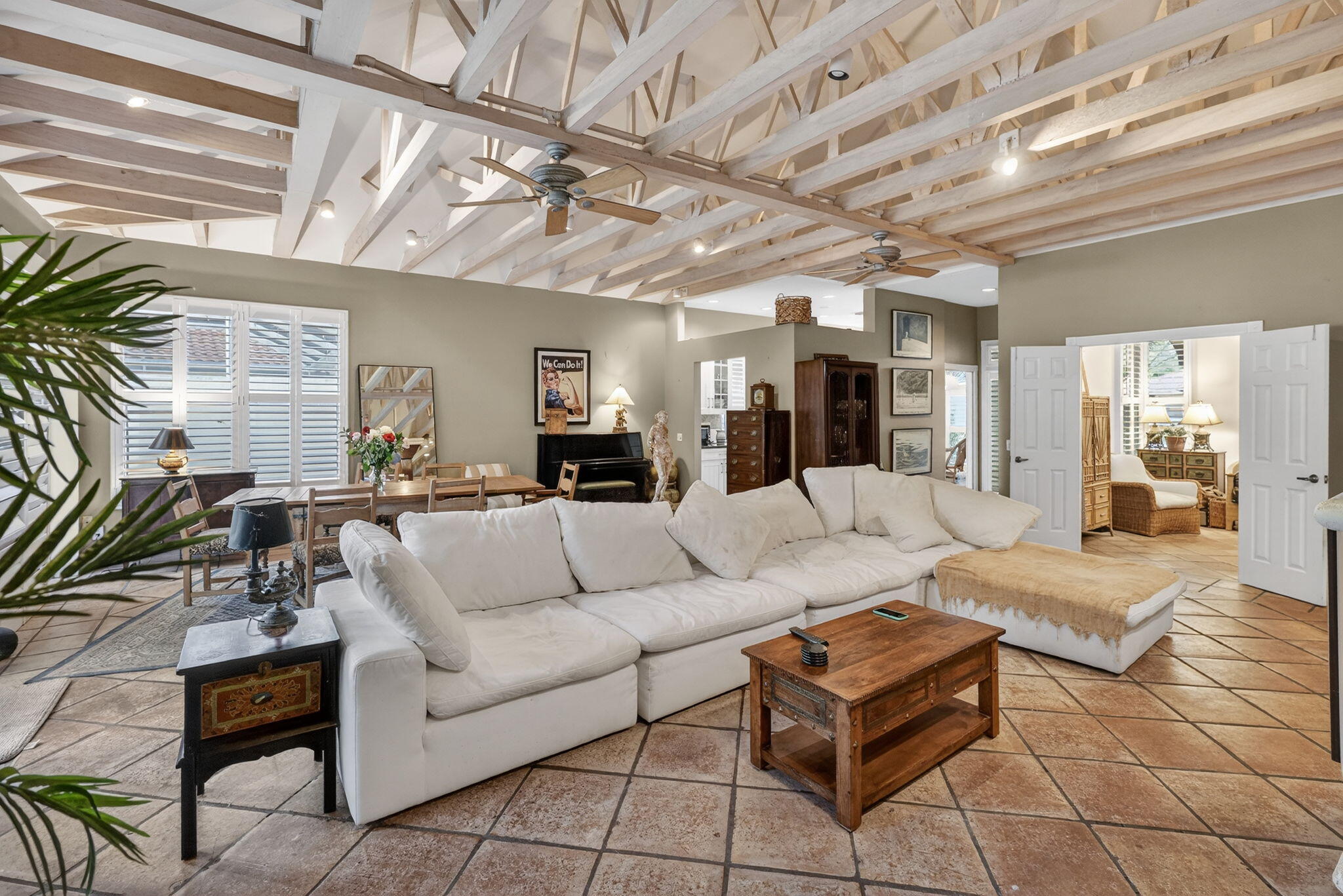 217 E Tall Oaks Palm Beach Gardens, FL 33410