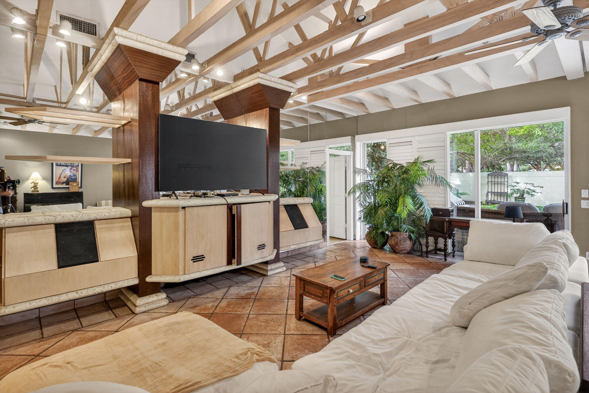 217 E Tall Oaks Palm Beach Gardens, FL 33410