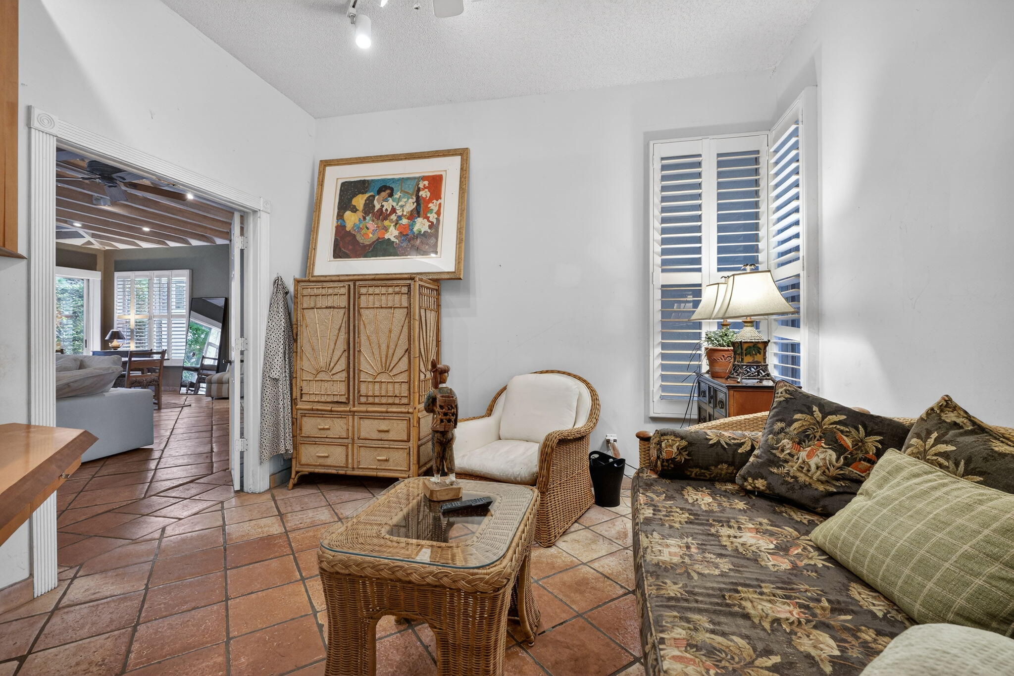 217 E Tall Oaks Palm Beach Gardens, FL 33410