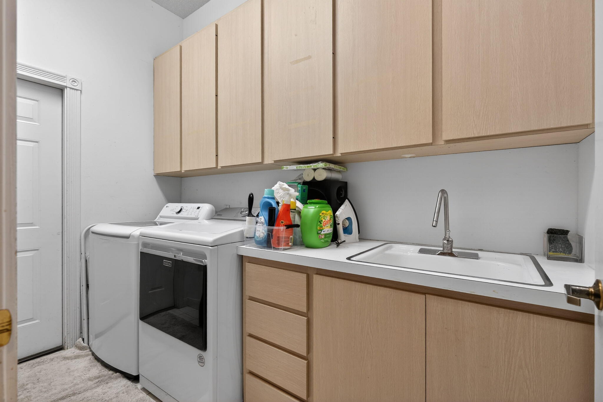 217 E Tall Oaks Palm Beach Gardens, FL 33410