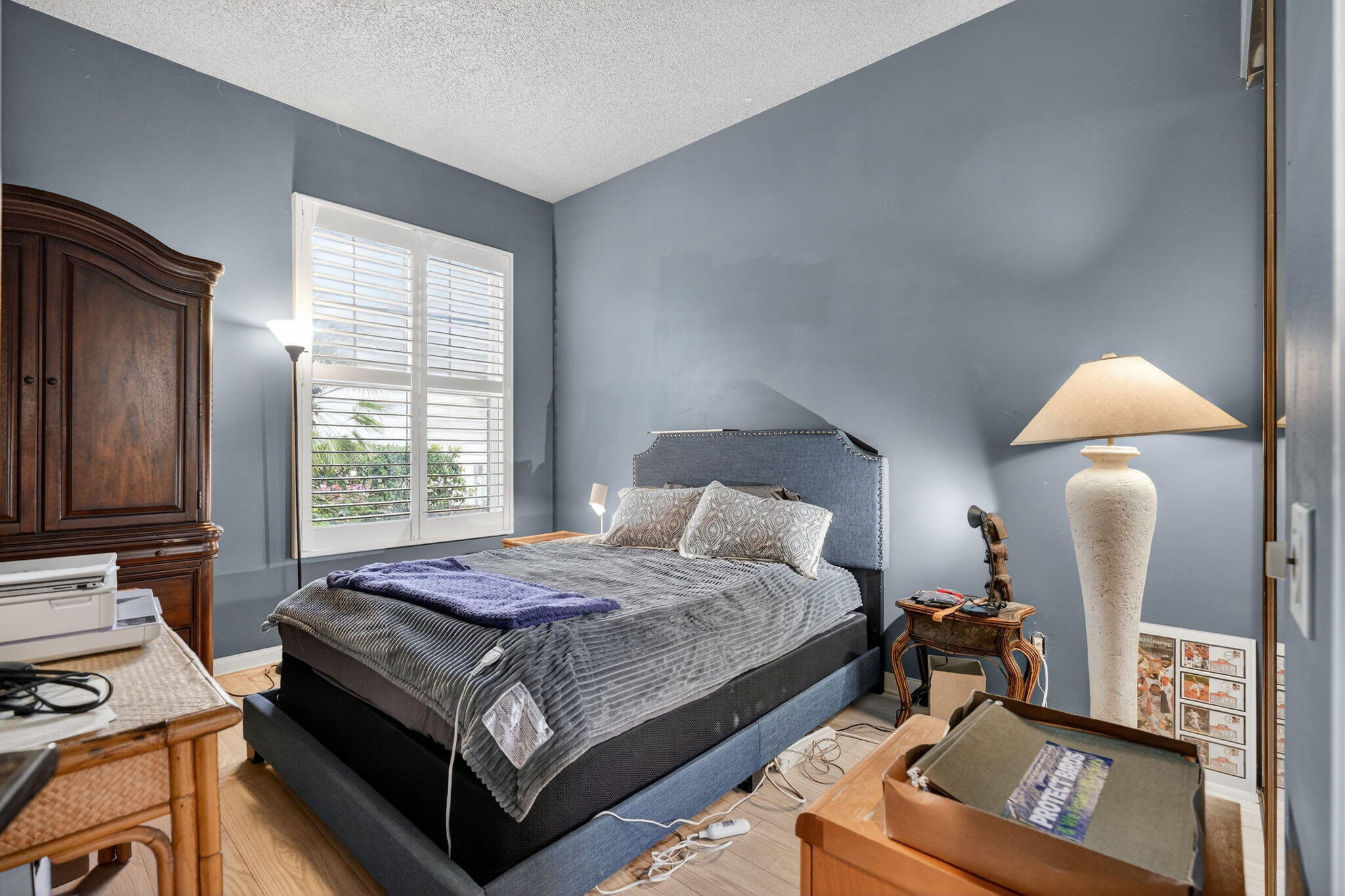 217 E Tall Oaks Palm Beach Gardens, FL 33410