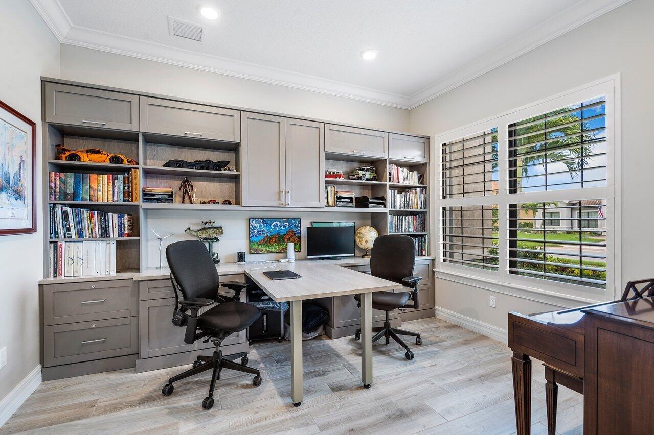 114 Blanca Isles Jupiter, FL 33478