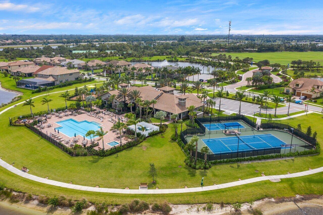 114 Blanca Isles Jupiter, FL 33478