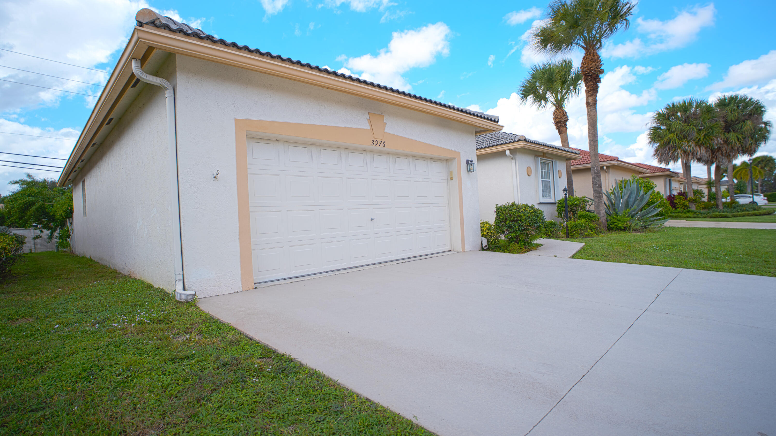 3976 Summer Chase Lake Worth, FL 33467