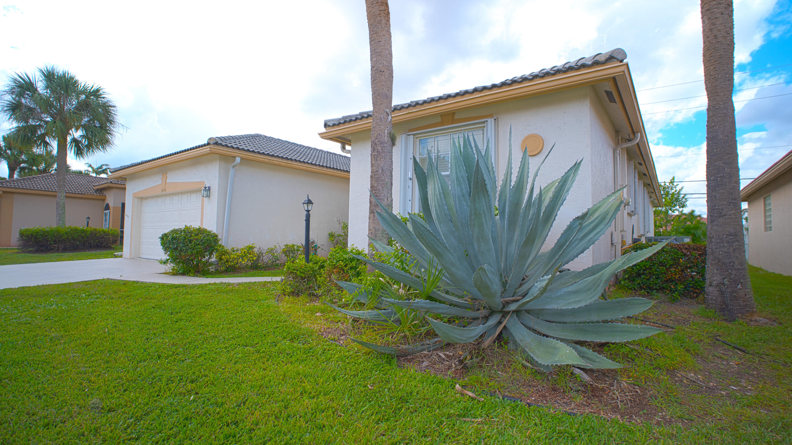 3976 Summer Chase Lake Worth, FL 33467