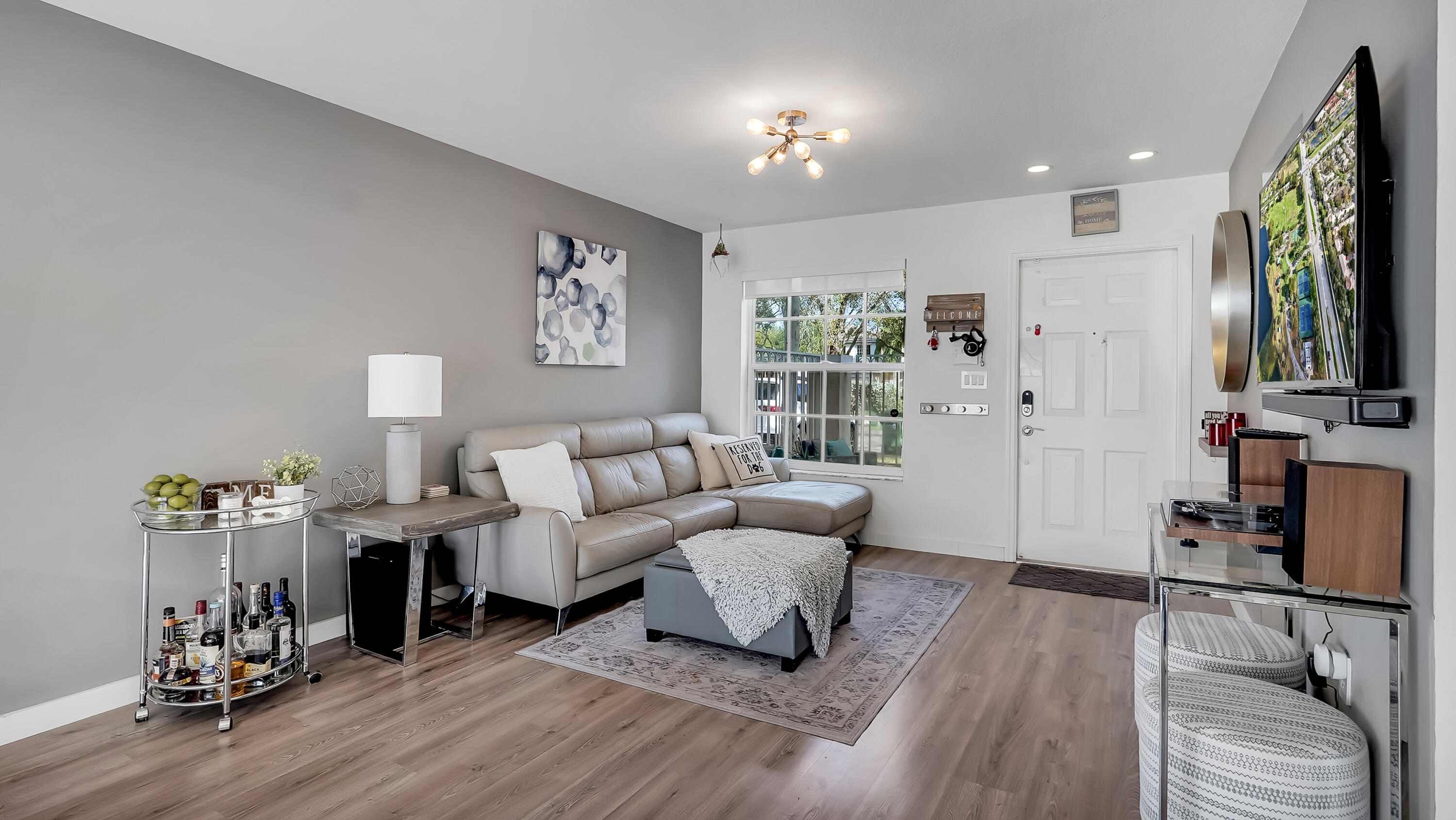 2221 NW 171st #- Pembroke Pines, FL 33028