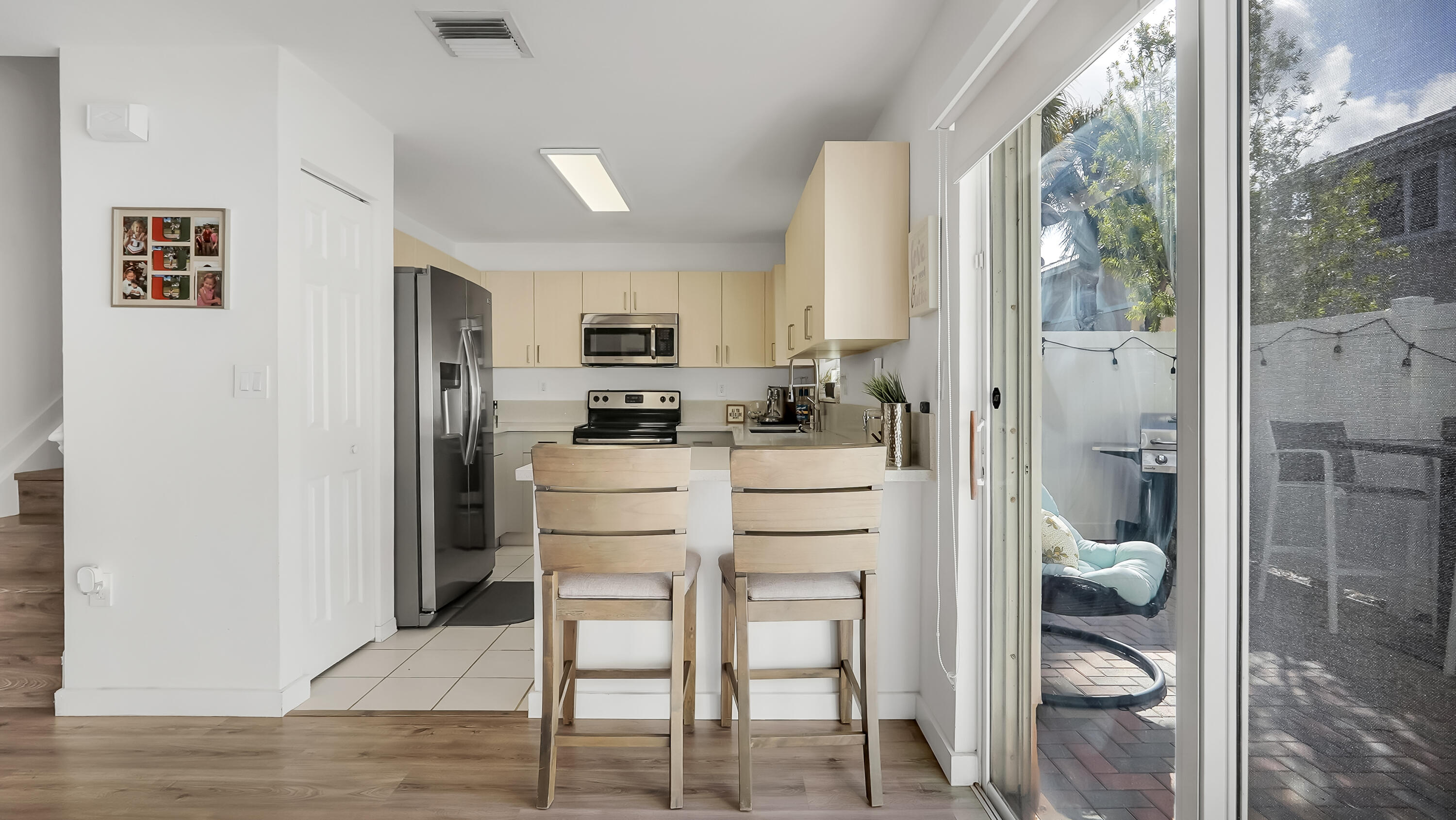 2221 NW 171st #- Pembroke Pines, FL 33028