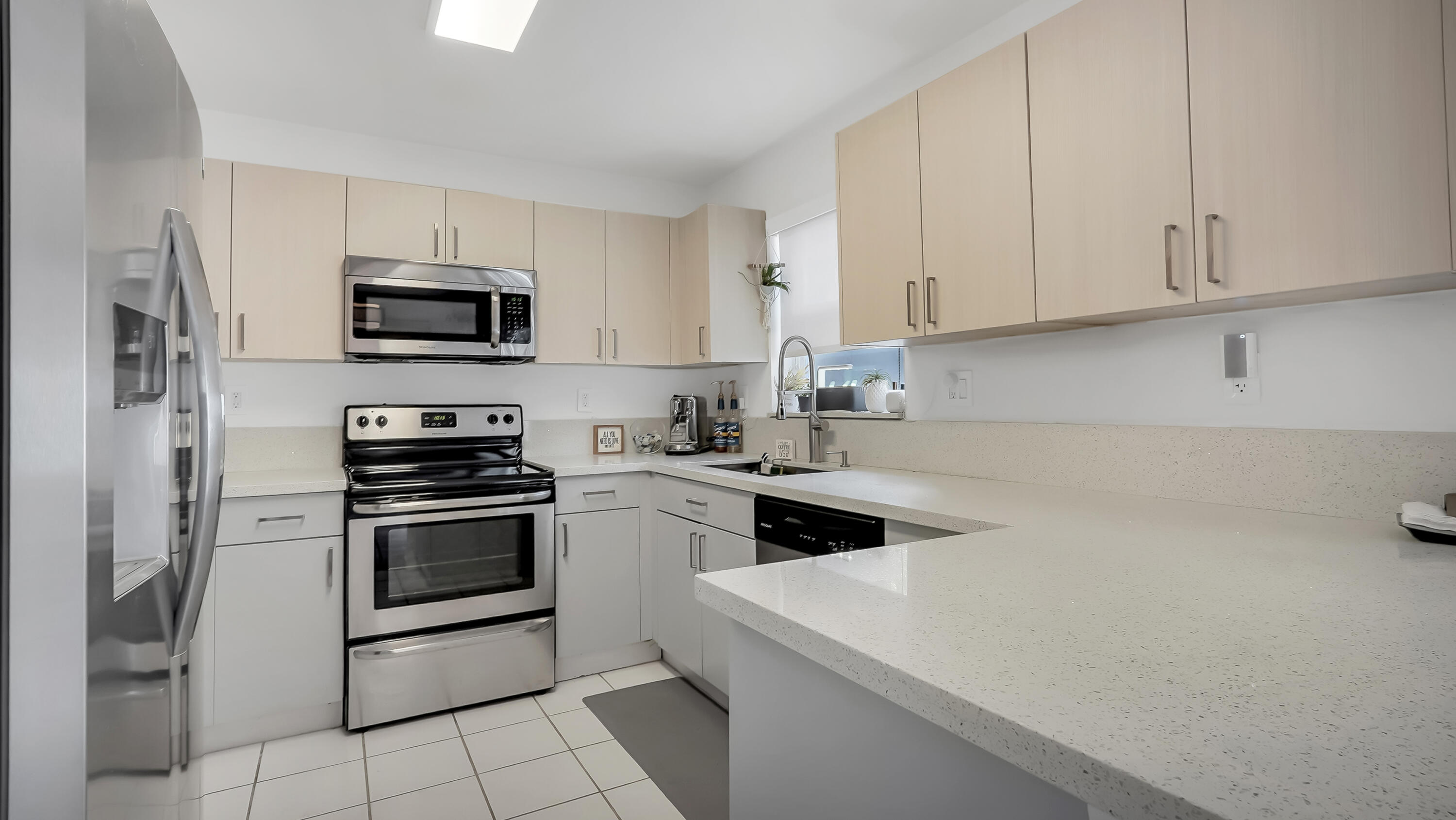 2221 NW 171st #- Pembroke Pines, FL 33028