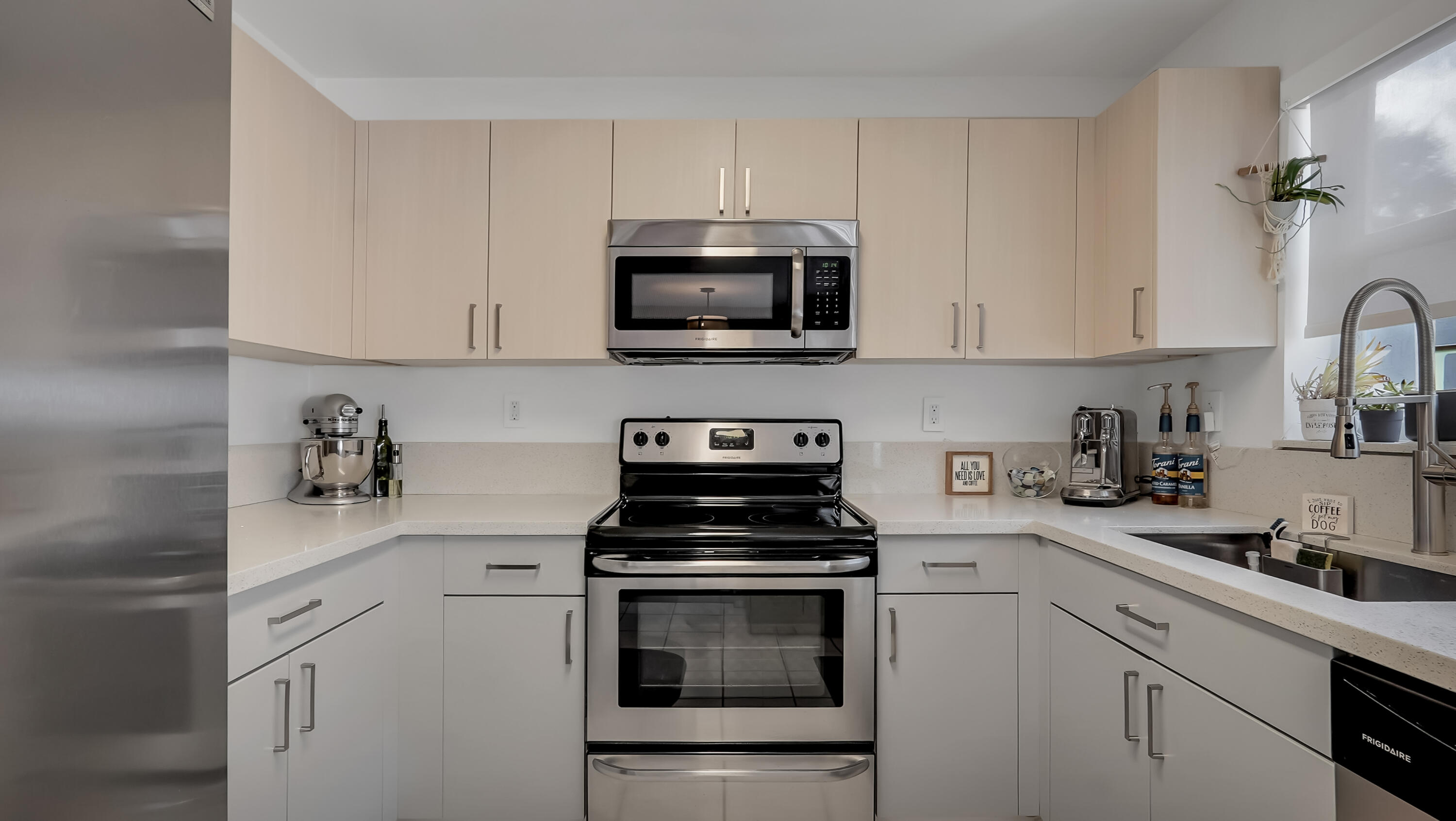 2221 NW 171st #- Pembroke Pines, FL 33028