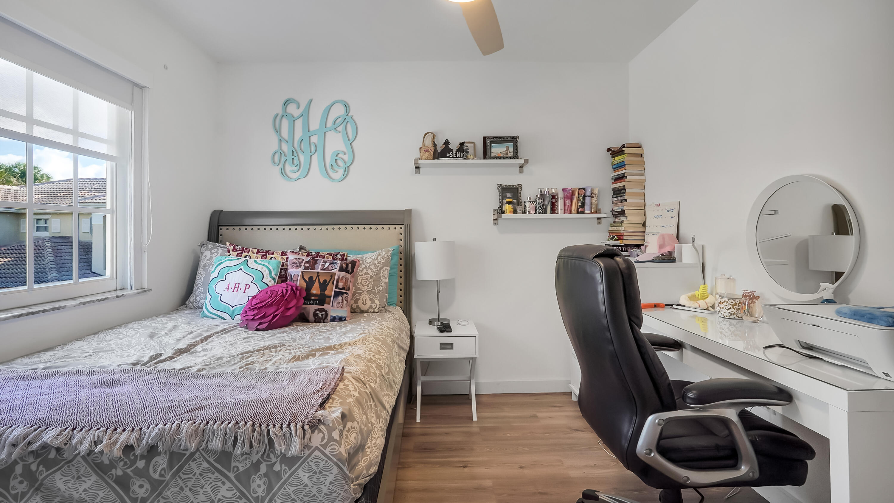 2221 NW 171st #- Pembroke Pines, FL 33028