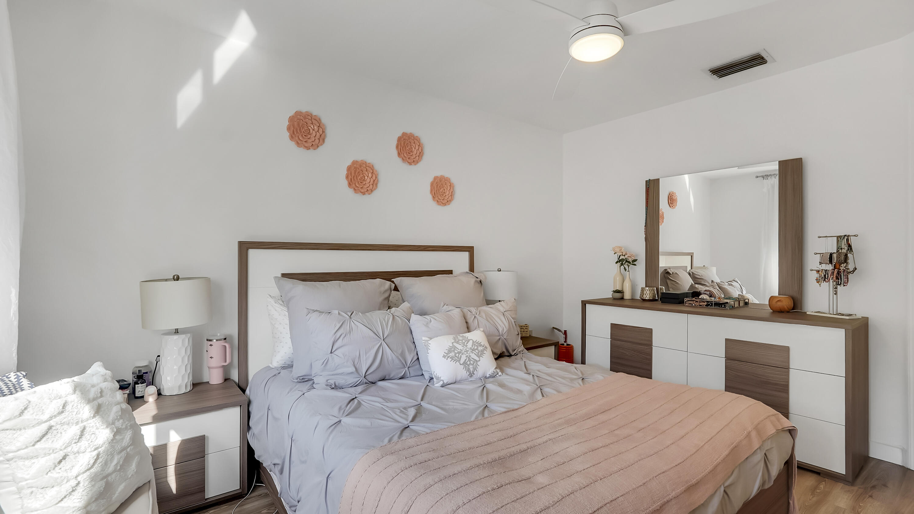 2221 NW 171st #- Pembroke Pines, FL 33028