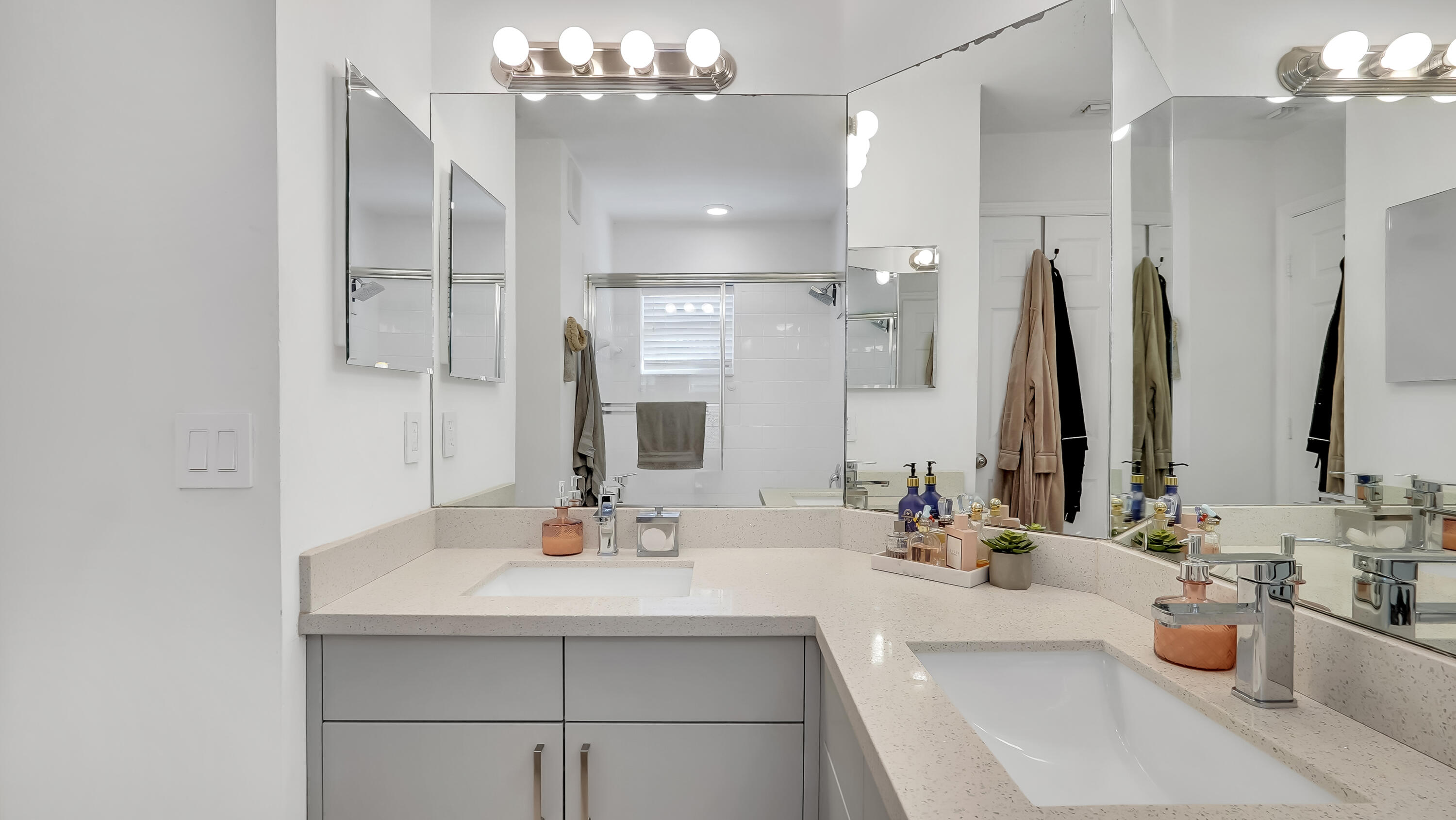 2221 NW 171st #- Pembroke Pines, FL 33028