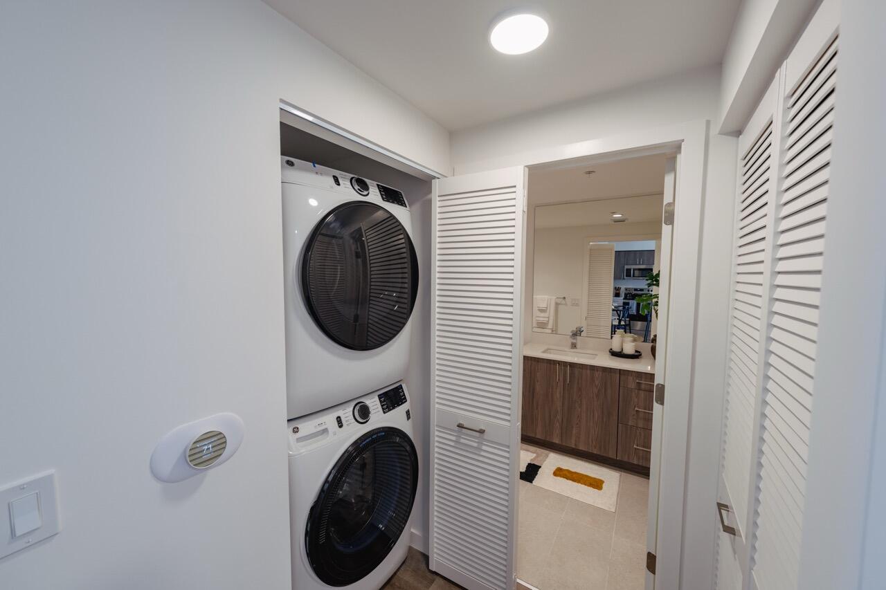 450 SW 5th #608 Miami, FL 33130