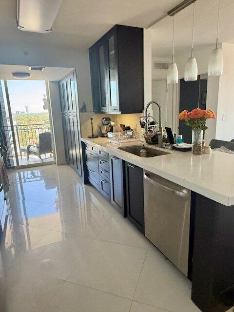 3232 Coral #1601 Miami, FL 33145