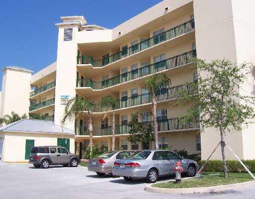 27 Royal Palm #406