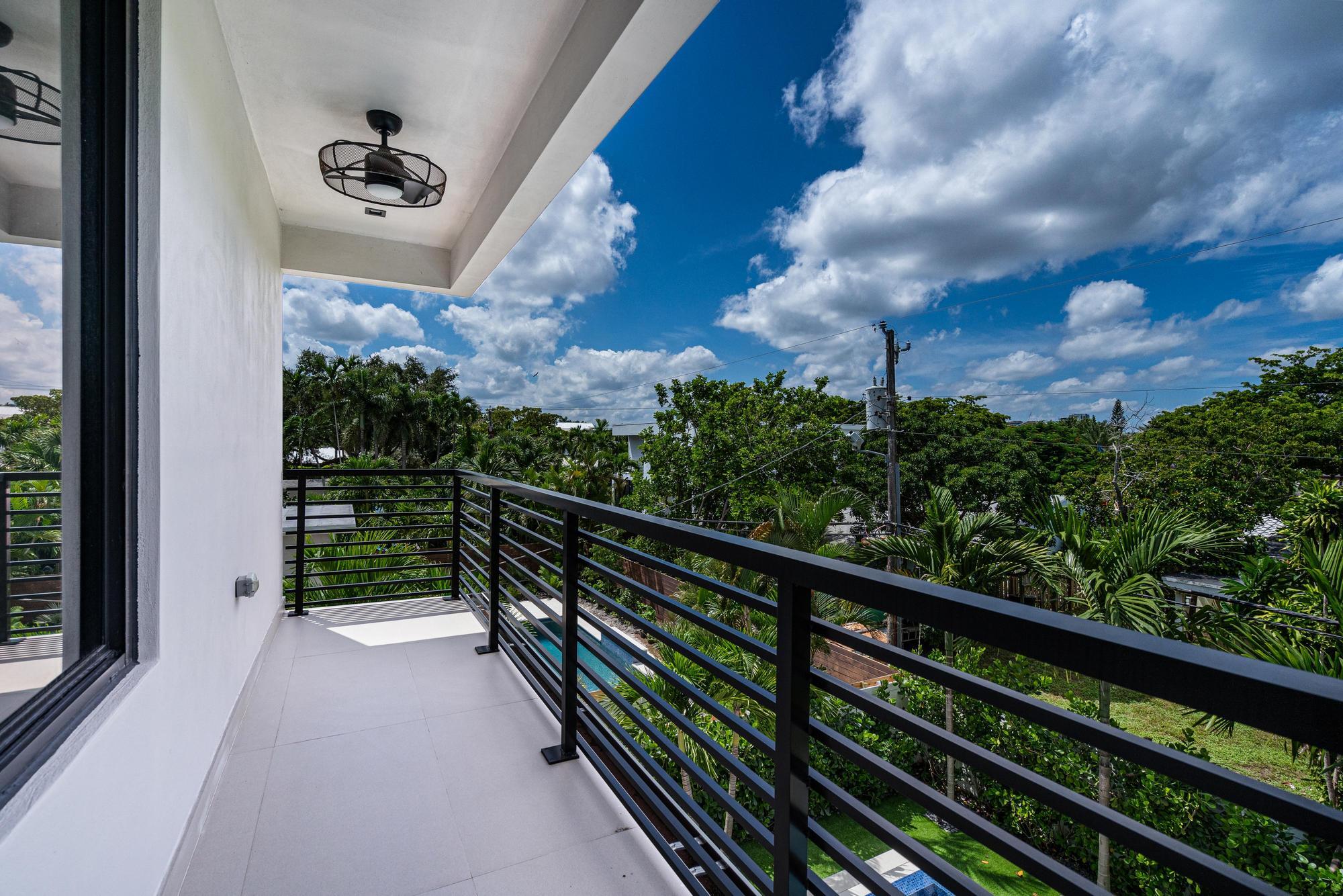 719 N Victoria Park Fort Lauderdale, FL 33304