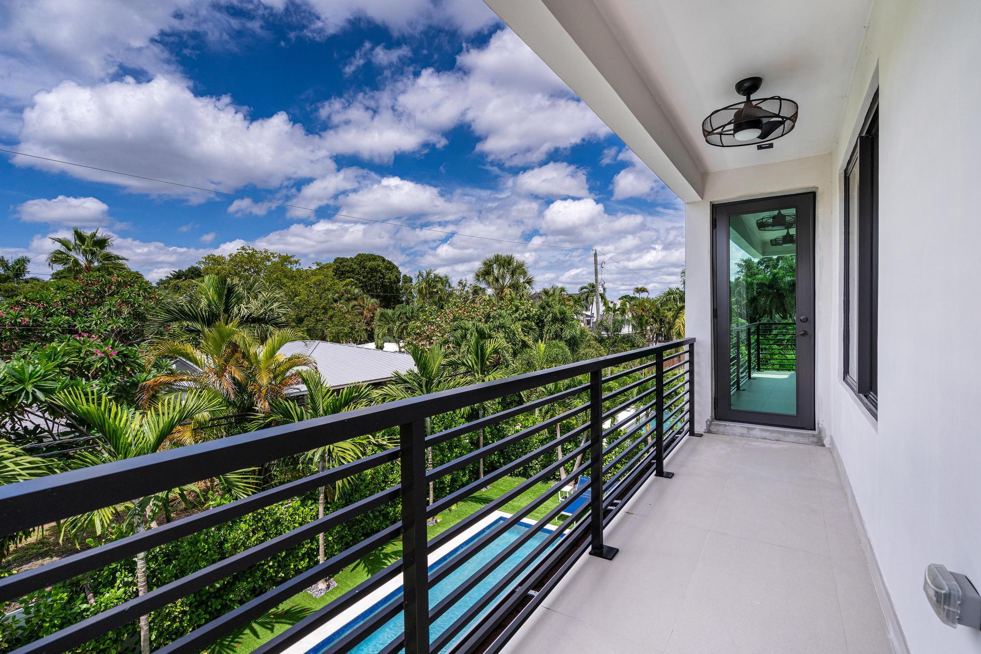 719 N Victoria Park Fort Lauderdale, FL 33304