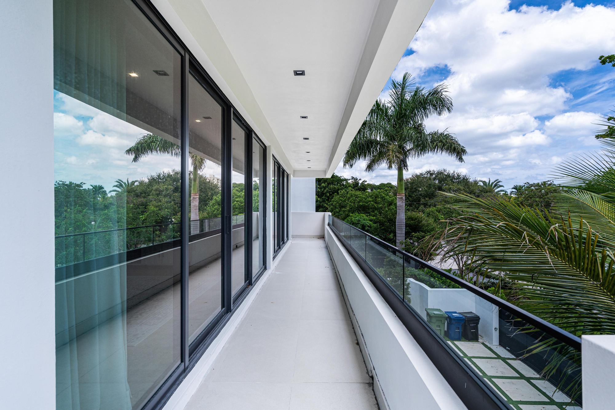 719 N Victoria Park Fort Lauderdale, FL 33304