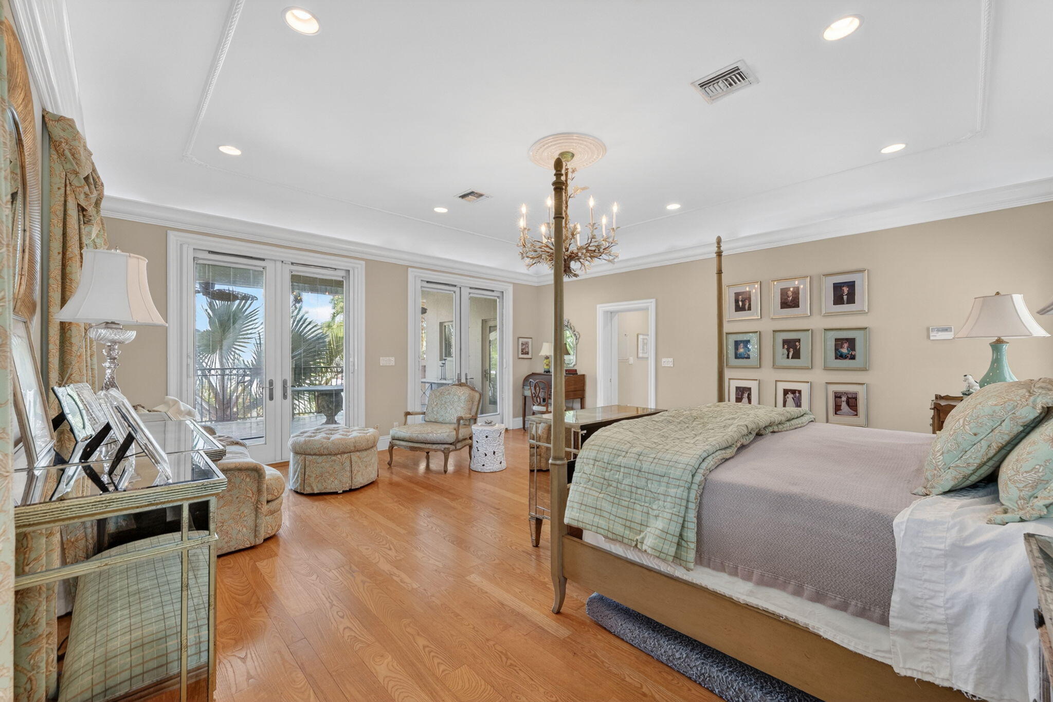 829 Coconut Fort Lauderdale, FL 33315