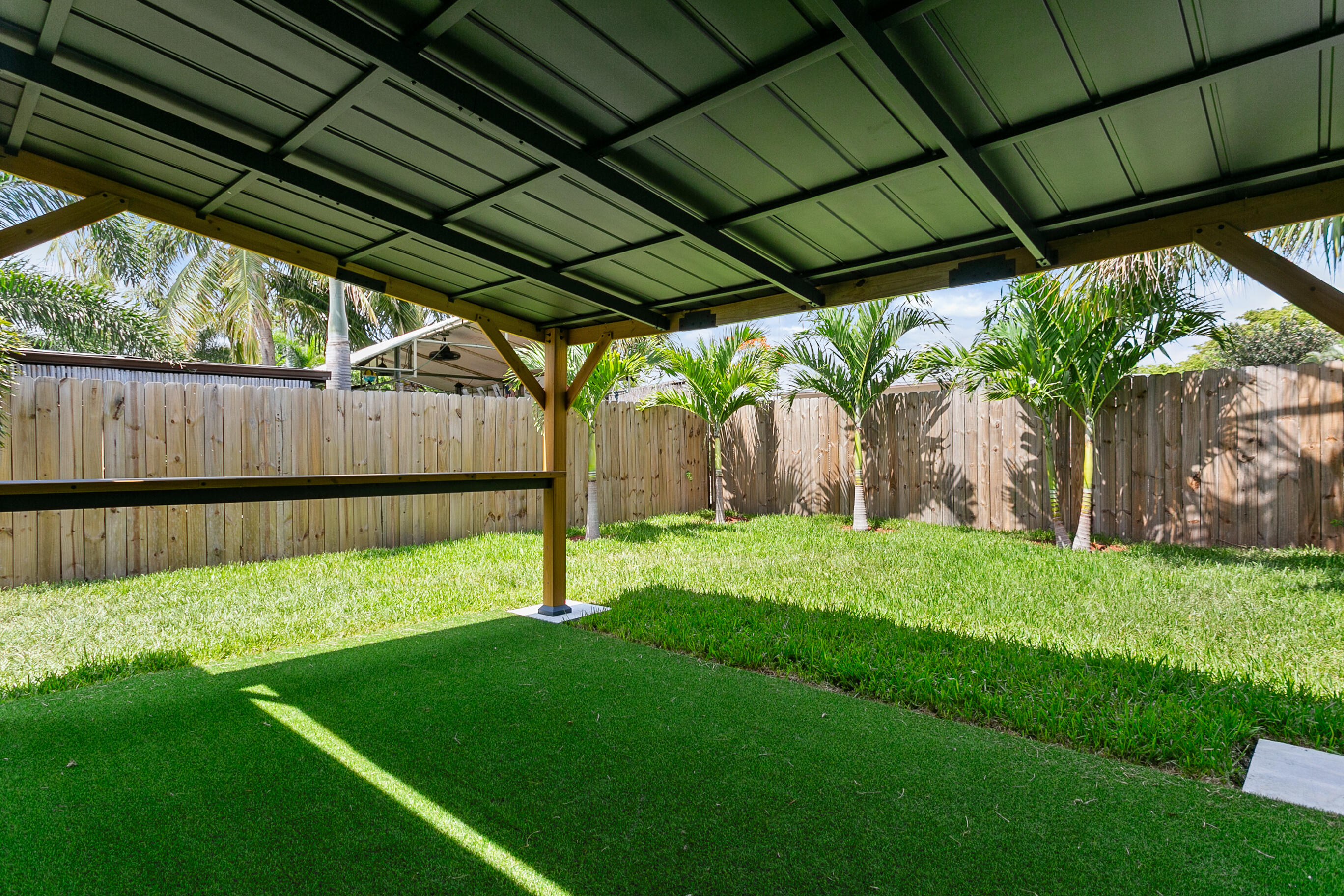 3141 NE 14th Pompano Beach, FL 33064