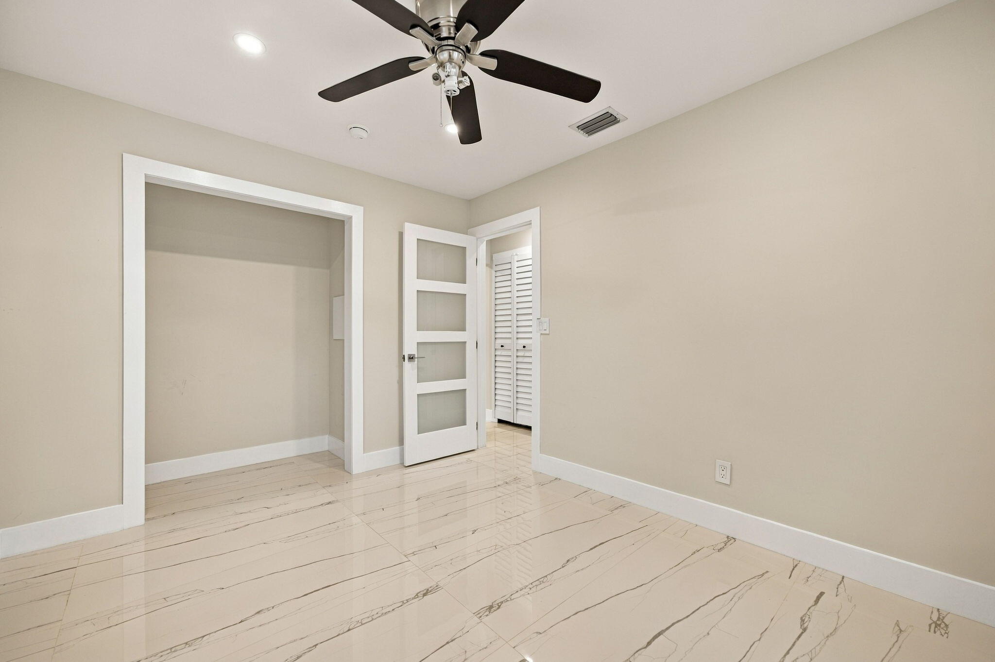 4741 NE 19th Ave Fort Lauderdale, FL 33308