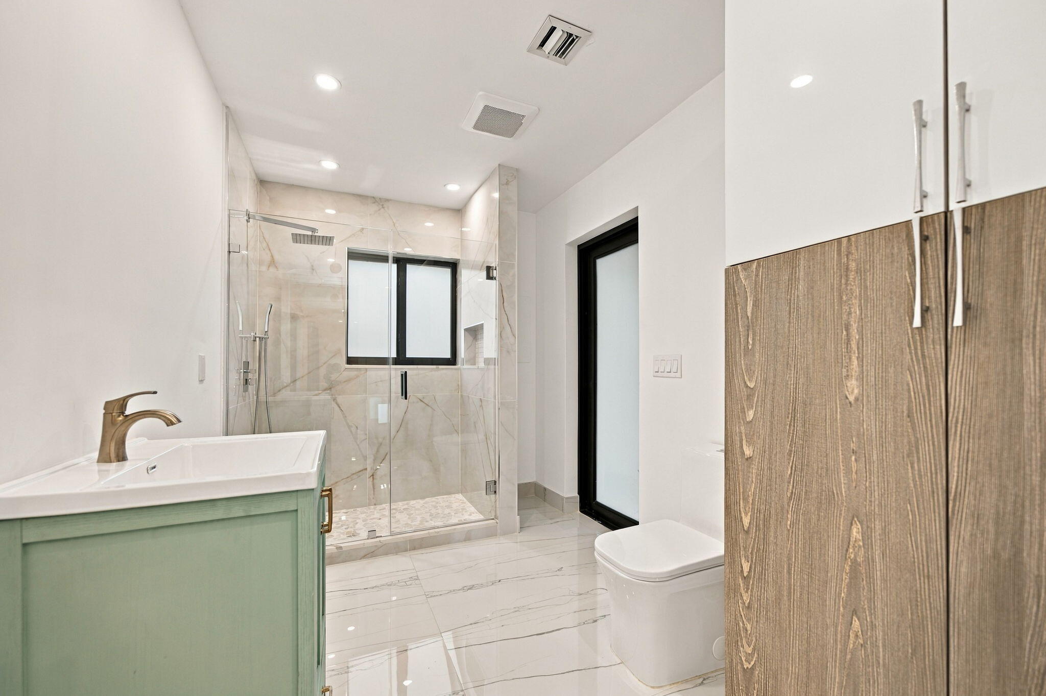 4741 NE 19th Ave Fort Lauderdale, FL 33308